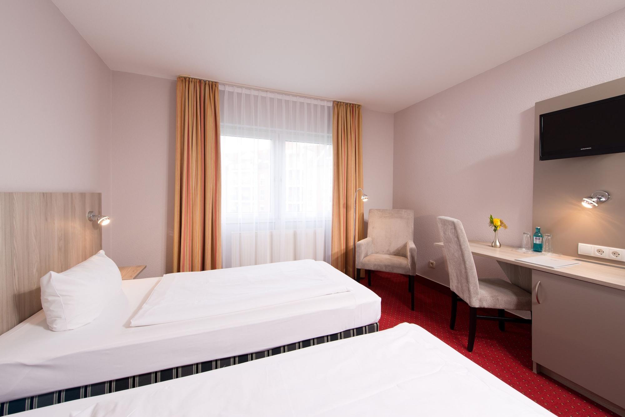 Achat Hotel Frankenthal In Der Pfalz Экстерьер фото